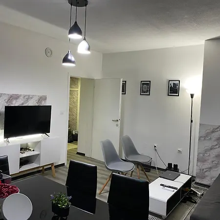 Luxe Apartment